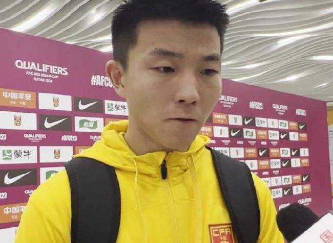 主演新剧《肯尼迪》聚焦著名政治家族 2 堪比时装周!